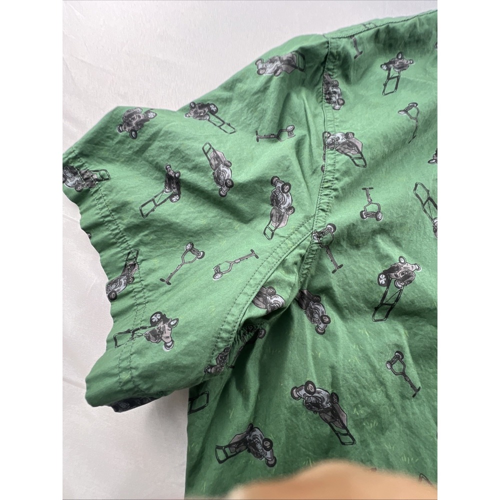 Duluth Trading Shirt Mens XXL 2XL Green Untucked Lawn Mower Print See All Pics - Picture 9 of 15